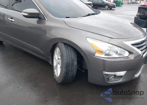 2014 Nissan Altima 2.5 Sv z USA, uszkodzony, nr VIN 1N4AL3AP4EC273558